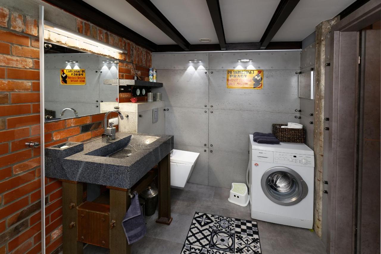 Appartement Loft Szpularnia à Zyrardow Extérieur photo