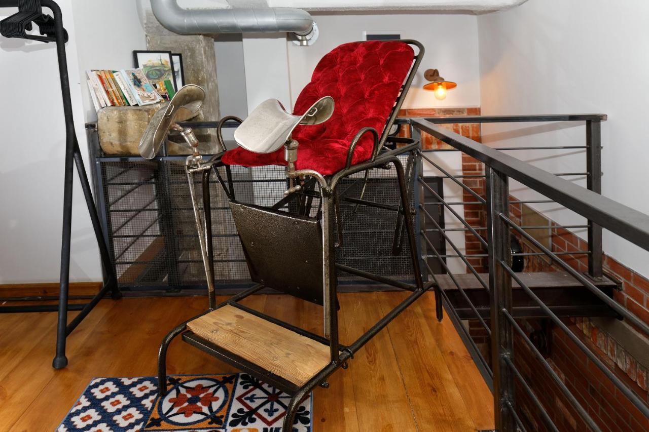 Appartement Loft Szpularnia à Zyrardow Extérieur photo